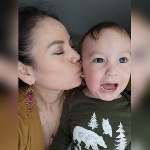 Meet your Posher, Debbie